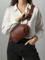 Sac Banane M Tradition Cuir Etrier Marron tradition ETRA022M-vue-porte